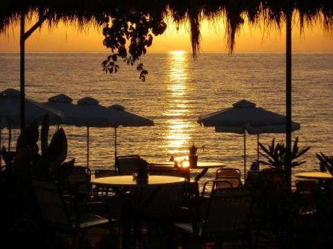 Daire Dimitra Petra (Lesbos)